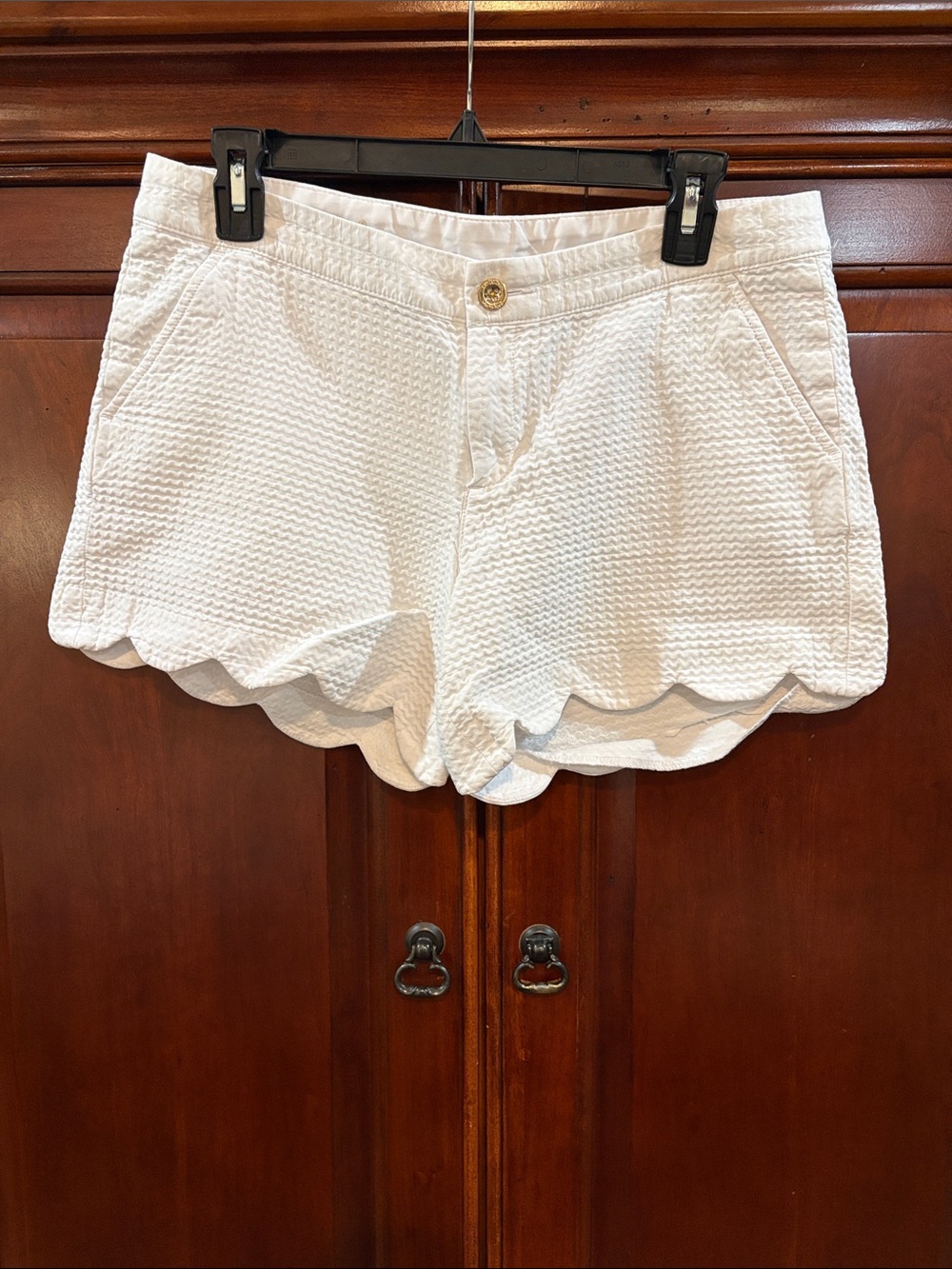 Lilly Pulitzer White Scallop-Hem High Waist Shorts